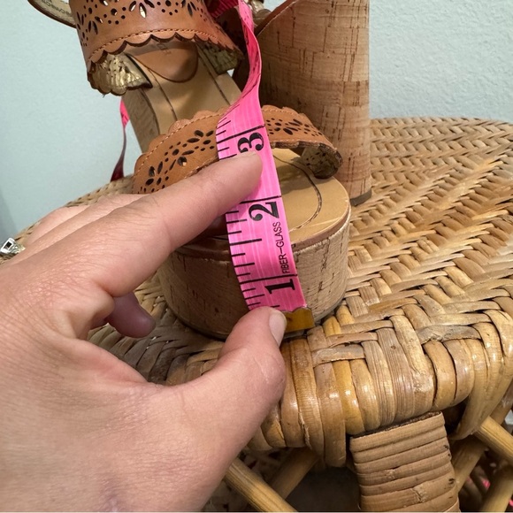 Coach Laser Cut Gena Wedge Sandal Size 7 - Picture 15 of 15